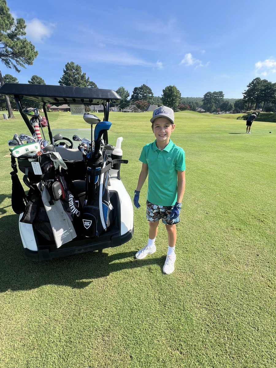 Nathan Brown (@nathanbrownuca) on Twitter photo One last round for the summer before <a href="/UCA_Football/">π¨ππ ππππ₯π¦ ππ’π’π§ππππ</a> starts with my right hand man. One last round for the summer before <a href="/UCA_Football/">π¨ππ ππππ₯π¦ ππ’π’π§ππππ</a> starts with my right hand man.