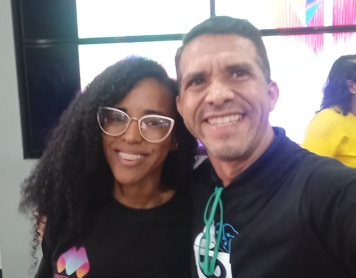 pipiripaos's tweet image. Acompañado de nuestra representante de @marketersweb3 durante el evento de @ETHVenezuela en la Venezuela Ethereum Day....