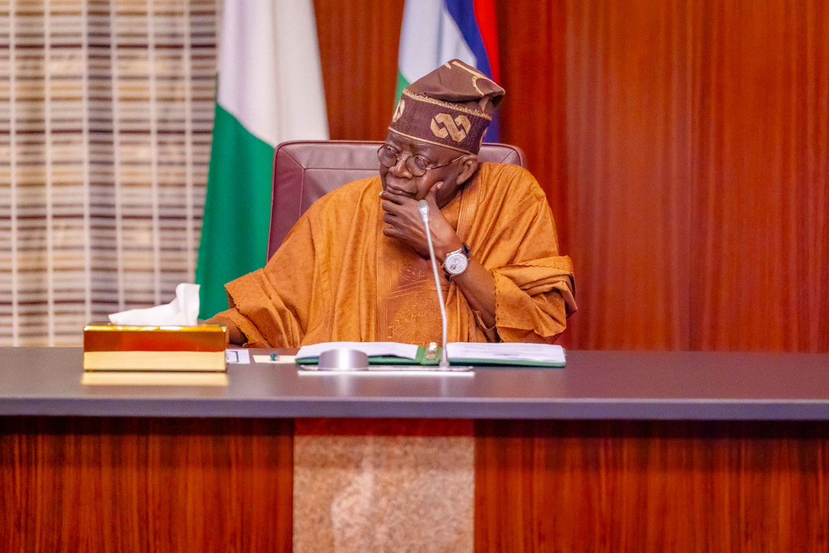 TheTope_Ajayi's tweet image. PRESIDENT TINUBU MEETS CHAIRMEN OF GENCOS, PLEDGES TO RESOLVE LONGSTANDING DEBT CLAIMS
President Bola Tinubu on Friday appealed to power generation companies (GENCOs) to give the federal government more time to complete the verification and validation of longstanding debts owed…