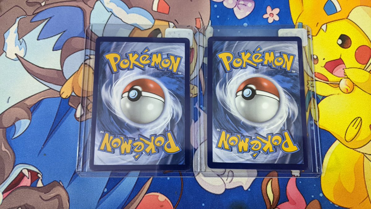 DaylightsTV's tweet image. Final two cards of the sale!
Prices are shipped. Cheaper Moon has a corner issue. The other one I would say is NM!
More pictures can be provided upon request as well as videos.
Let me know if you have any questions!
Slabs will be going up next week since I have a big lot inc!