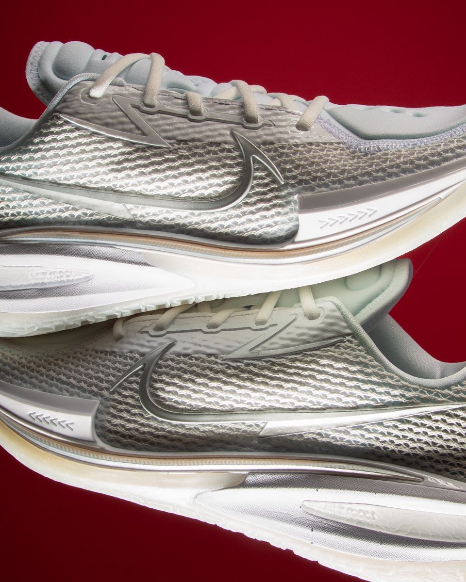 zoom gt cut foot locker