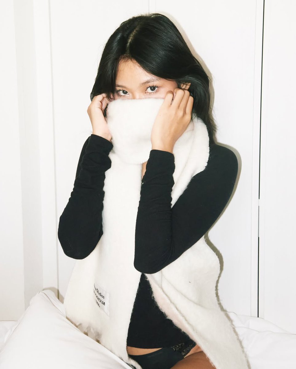 millerskill's tweet image. ㅤㅤㅤ𝐏𝐎𝐕: 𝗘u sou sua namorada e 
ㅤㅤㅤessa é a sua tela de bloqueio.
ㅤㅤㅤㅤㅤㅤㅤㅤㅤㅤ