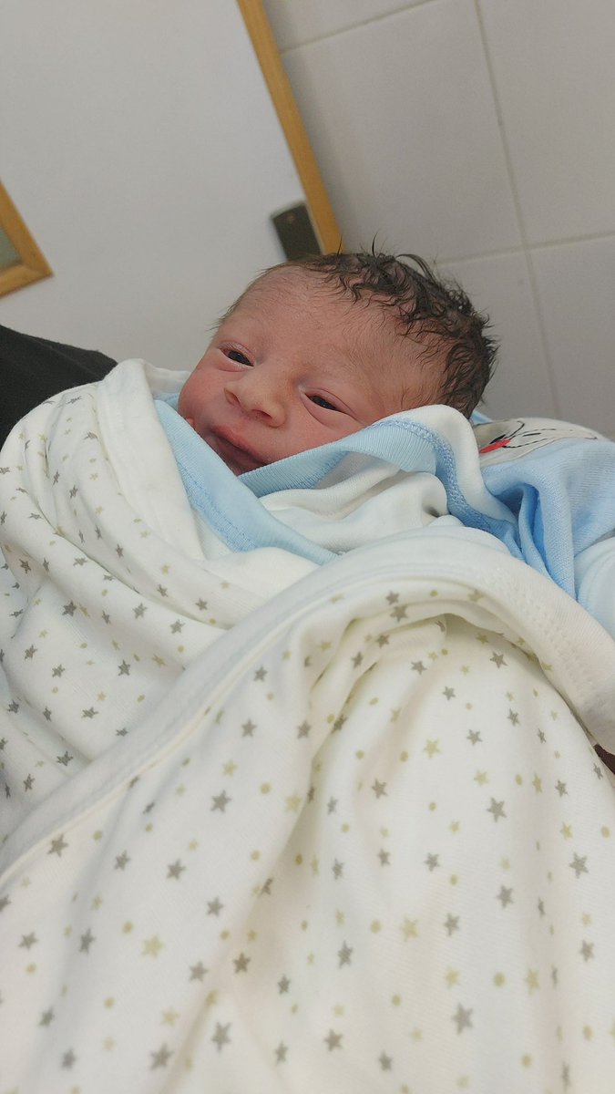 My son, 72 hours old after birth, cannot breastfeed from me due to malnutrition. And I have to buy milk for him

Please help me buy milk and diapers for my little baby.
gofund.me/40dd621f