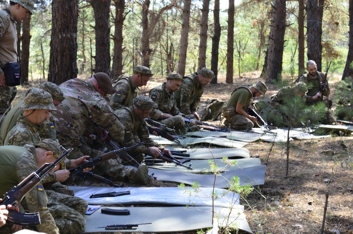 evo1tactical's tweet image. Training is the difference between life and death — and that’s why we do what we do.
At TCAG, we don’t work behind desks or watch from a distance. We train side by side with Ukrainian soldiers, 5 to 6 days a week, 12 to 16 hours a day — in the mud, in the cold, in the heat, and…