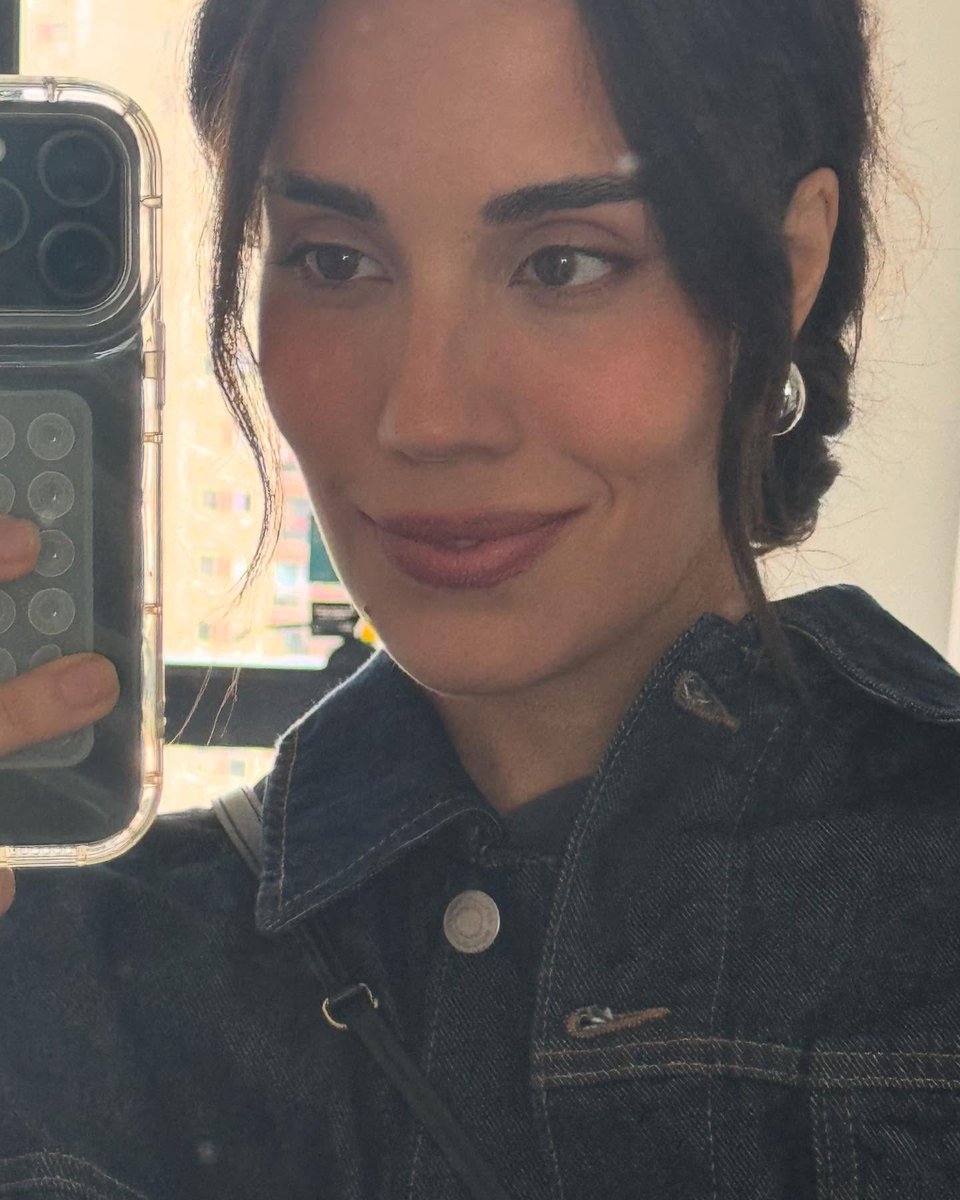 myraupdates's tweet image. “quanta coisa boa nos últimos dias, a elfa verde anda muito feliz! ✨ @/wickedbrasil fenômeno 💚” — Myra Ruiz compartilhou um carrossel com 16 novas fotos no Instagram.
🔗: instagram.com/p/DMi4q7QPlPo/…