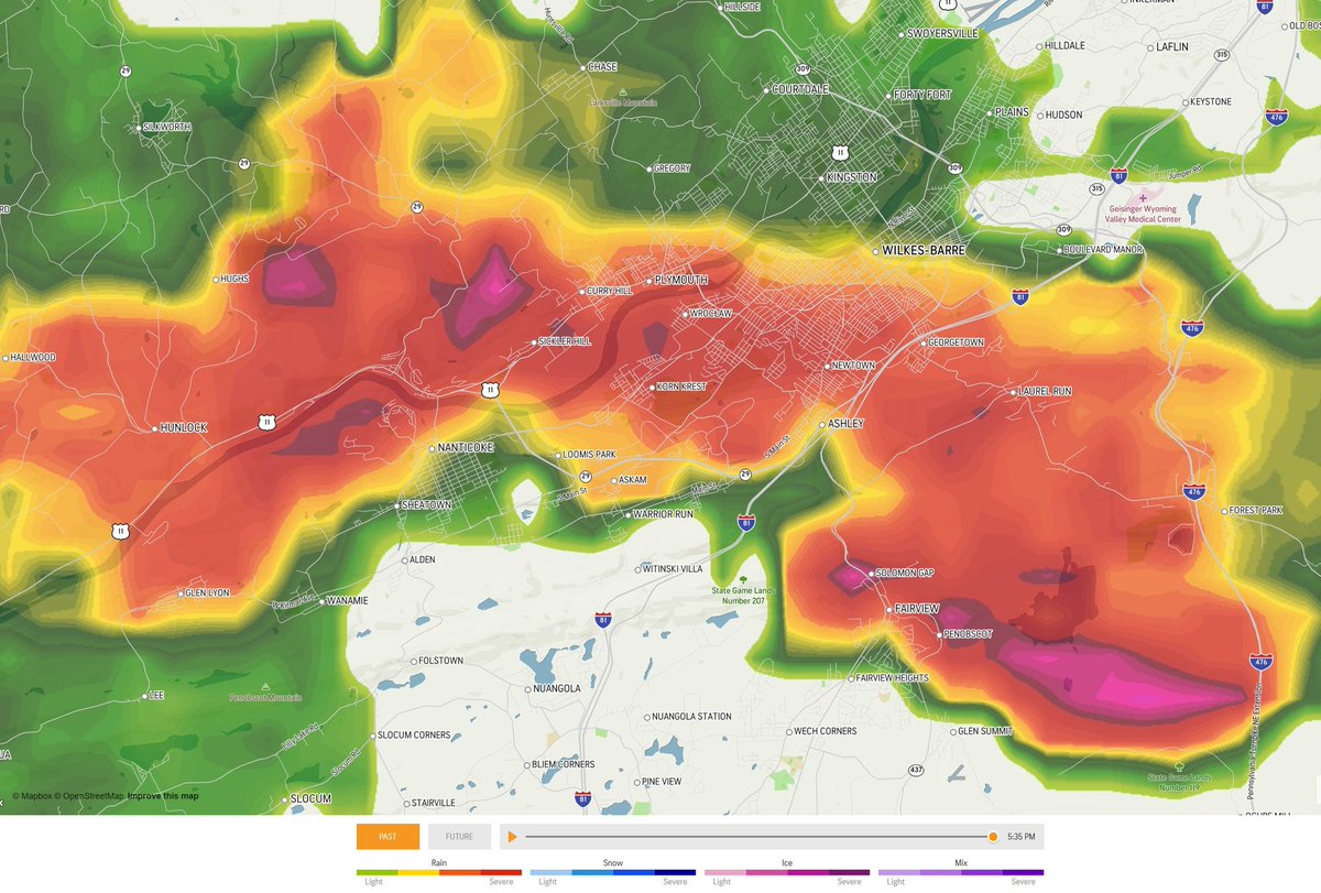 MeteoMark's tweet image. Big Boomer ⛈️over the Wyoming Valley of #NEPA right now.
Anyone seeing hail?
#PAwx #wxtwitter #wxX