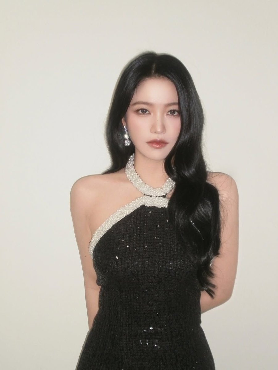 yerispic's tweet image. this genre of pics 

#YERI #예리 #KIMYERIM #김예림 #REDVELVET #레드벨벳