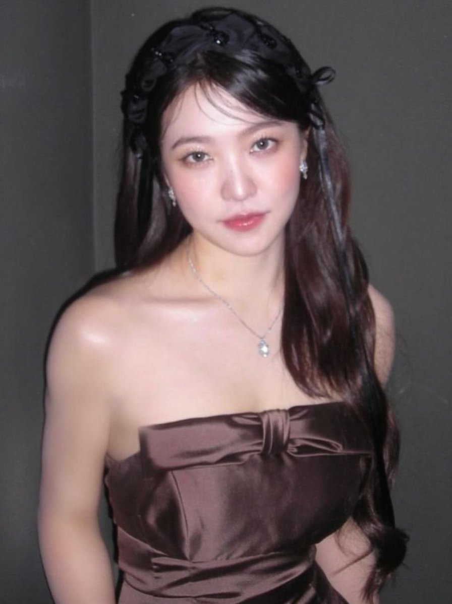 yerispic's tweet image. this genre of pics 

#YERI #예리 #KIMYERIM #김예림 #REDVELVET #레드벨벳