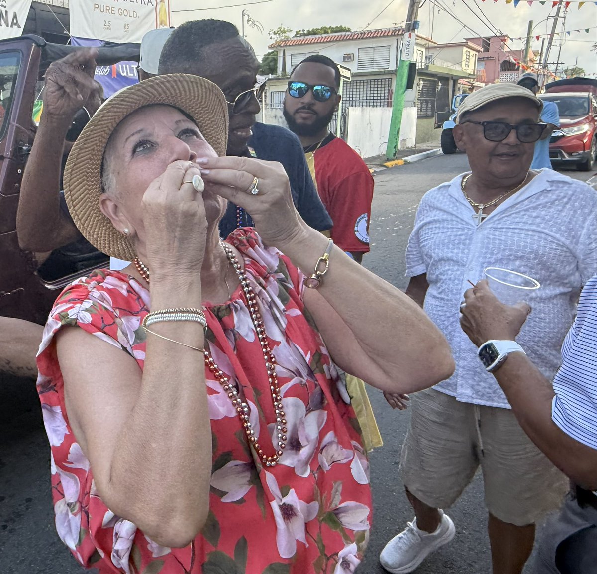 JuliaLoiza's tweet image. ¡Una caravana de loiceños ausentes que será inolvidable! Gracias a todos.