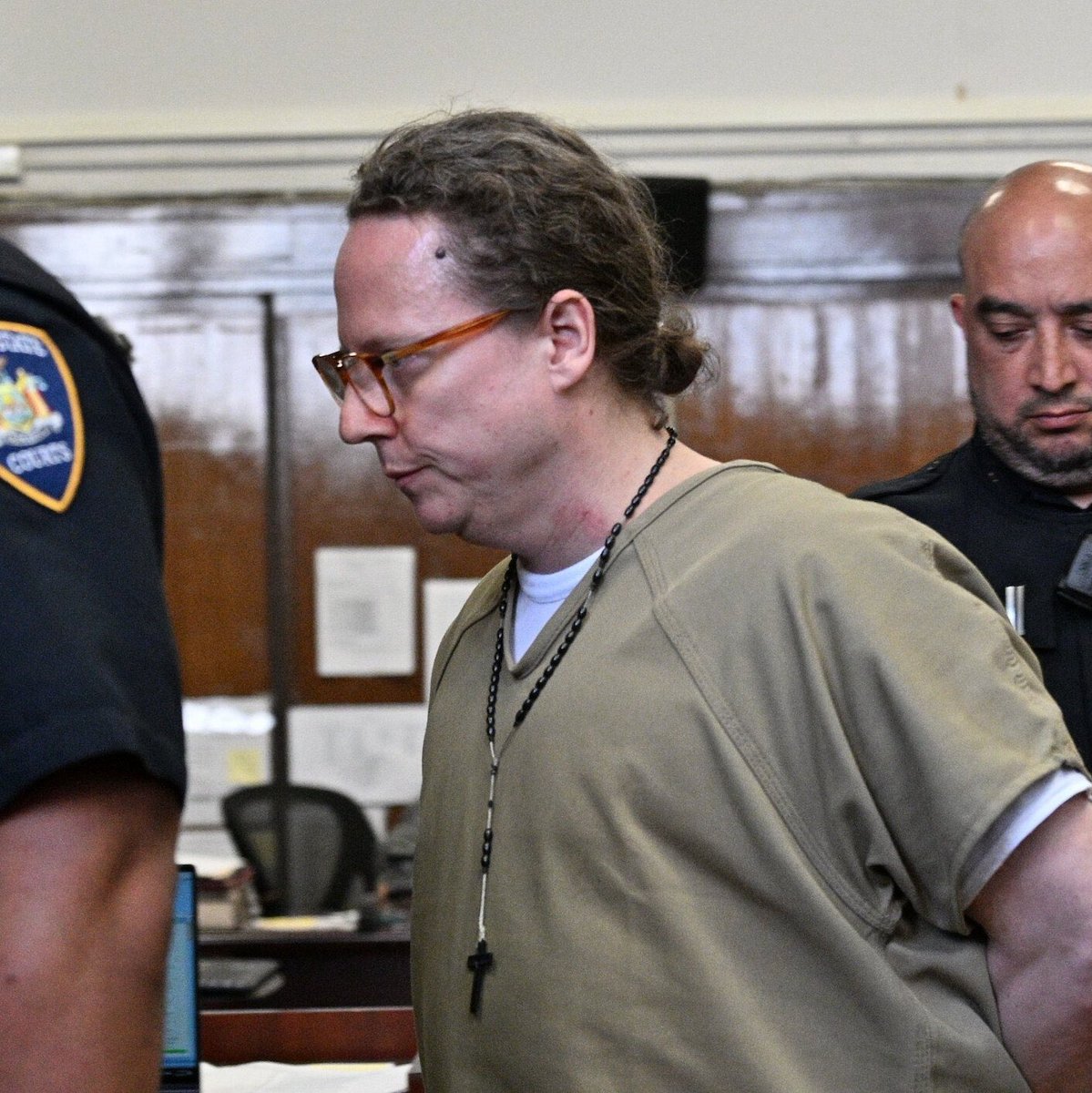 conlin_lauren's tweet image. This is Ryan Hemphill. @RyanHemphillNYC faces indictment number 71851 of 2025 in New York County, charged with 116 different counts of predatory sexual assault and torture, bribing a witness, and other related offenses. The allegations detail a pattern of extreme sexual violence…