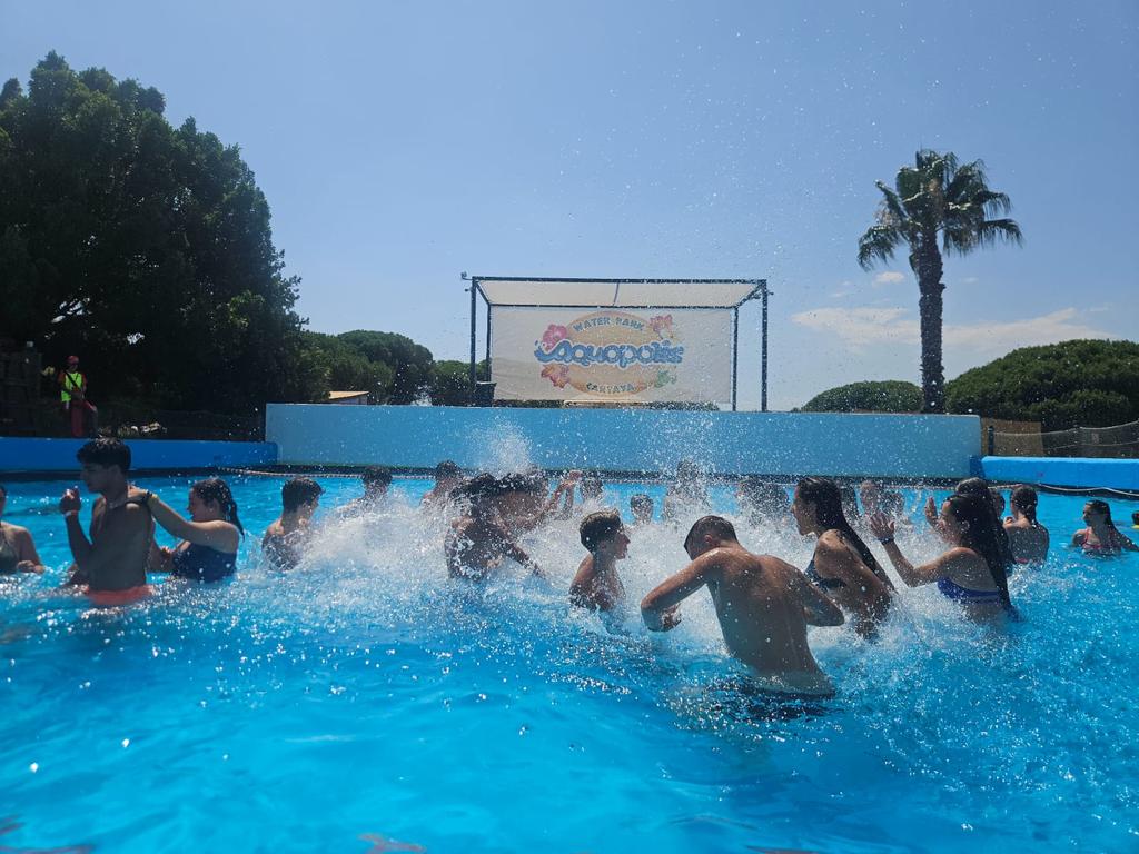 Finalizamos el día de <a href="/aquopoliscar/">Aquopolis Cartaya</a> con un gran sabor de boca ☺️. Nuestr@s chic@s de #CampaCartaya2 se lo han pasado en grande y sin parar ni un minuto 😉 <a href="/deportesdipusal/">DeporteDipuSalamanca</a>