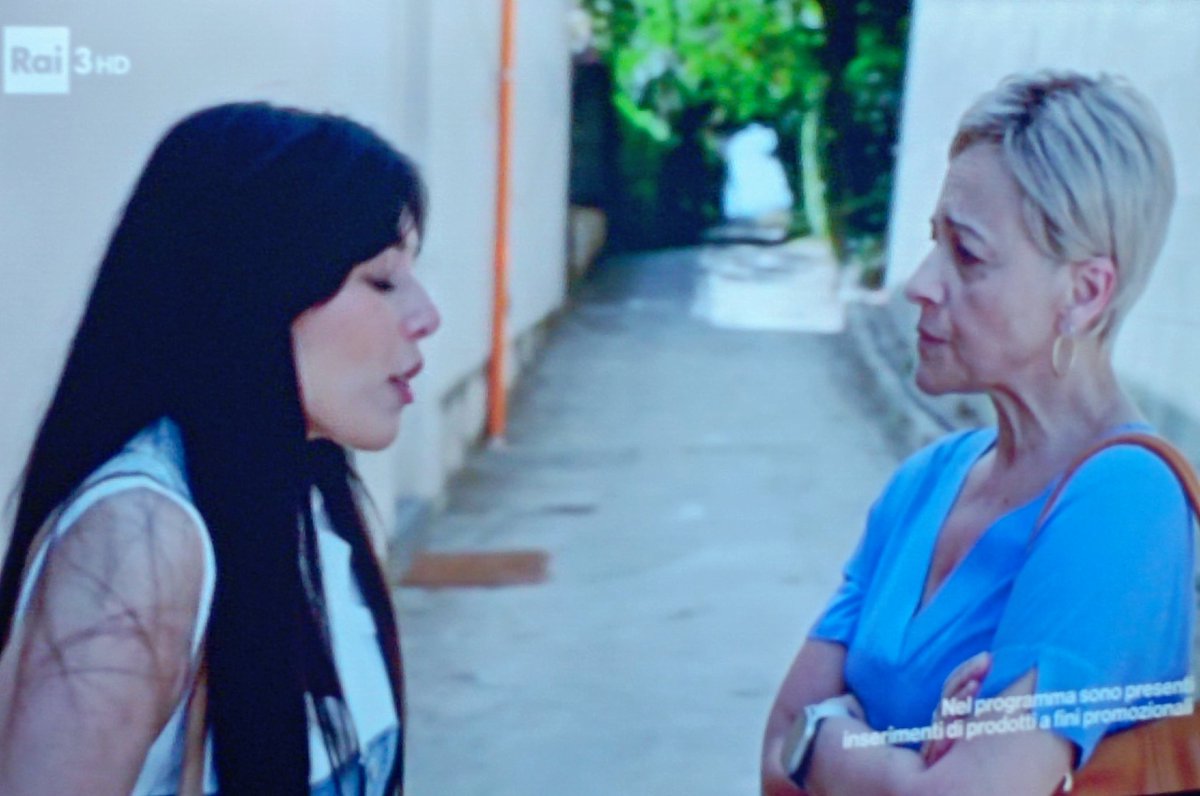 Andrea1926's tweet image. &quot;Rossella ma mo chi cacchio e il primario del San Filippo?&quot; #upas