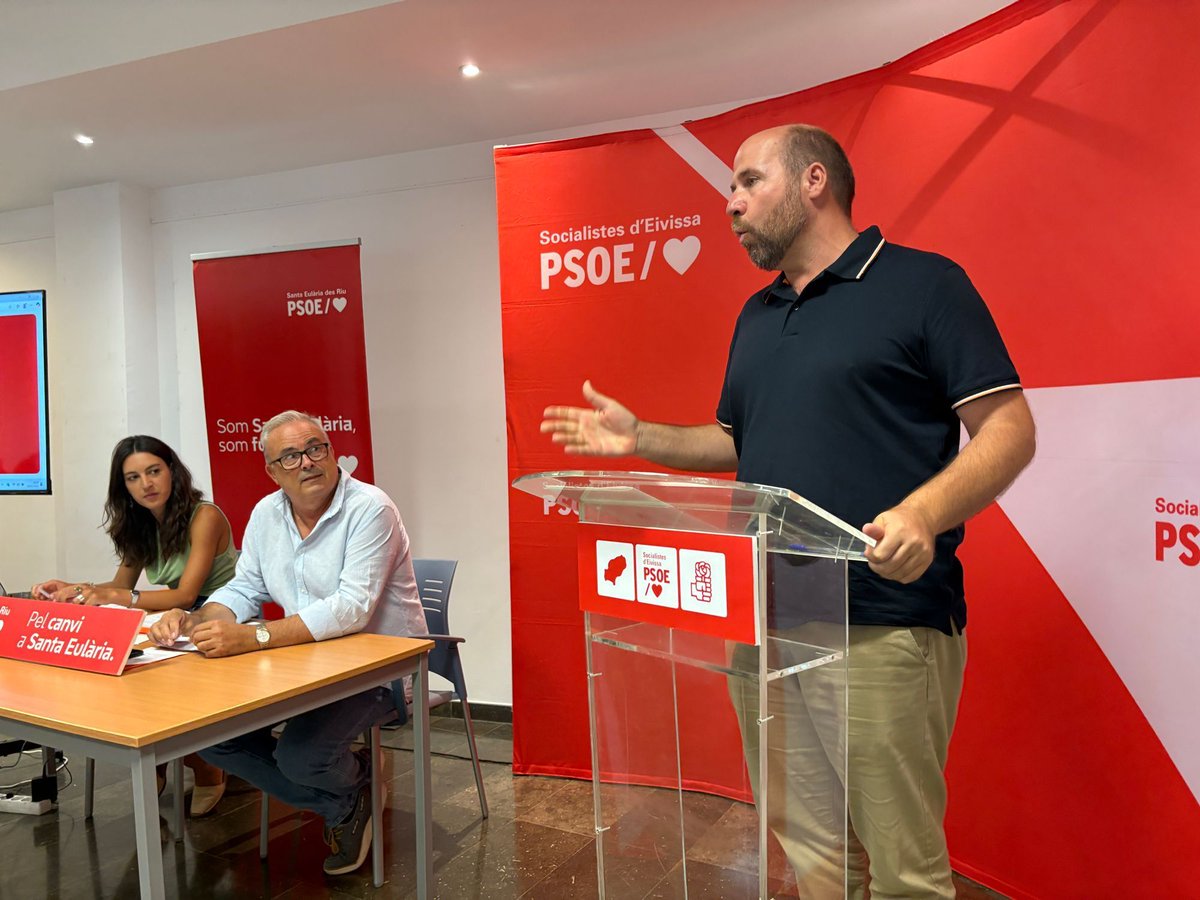 Socialistes d’Eivissa (@fsepsoe) on Twitter photo 👏🏼👏🏼 Enhorabona <a href="/VictorTorresEiv/">Víctor Torres Pérez</a>, reelegit secretari general del PSOE de Santa Eulària des Riu
En marxa “un projecte amb la gent” per canviar el municipi després de més de 40 anys de PP
#LluitamPelQueEstimam
📄 Nota de premsa: psib-psoe.org/eivissa/victor… 👏🏼👏🏼 Enhorabona <a href="/VictorTorresEiv/">Víctor Torres Pérez</a>, reelegit secretari general del PSOE de Santa Eulària des Riu
En marxa “un projecte amb la gent” per canviar el municipi després de més de 40 anys de PP
#LluitamPelQueEstimam
📄 Nota de premsa: psib-psoe.org/eivissa/victor…
