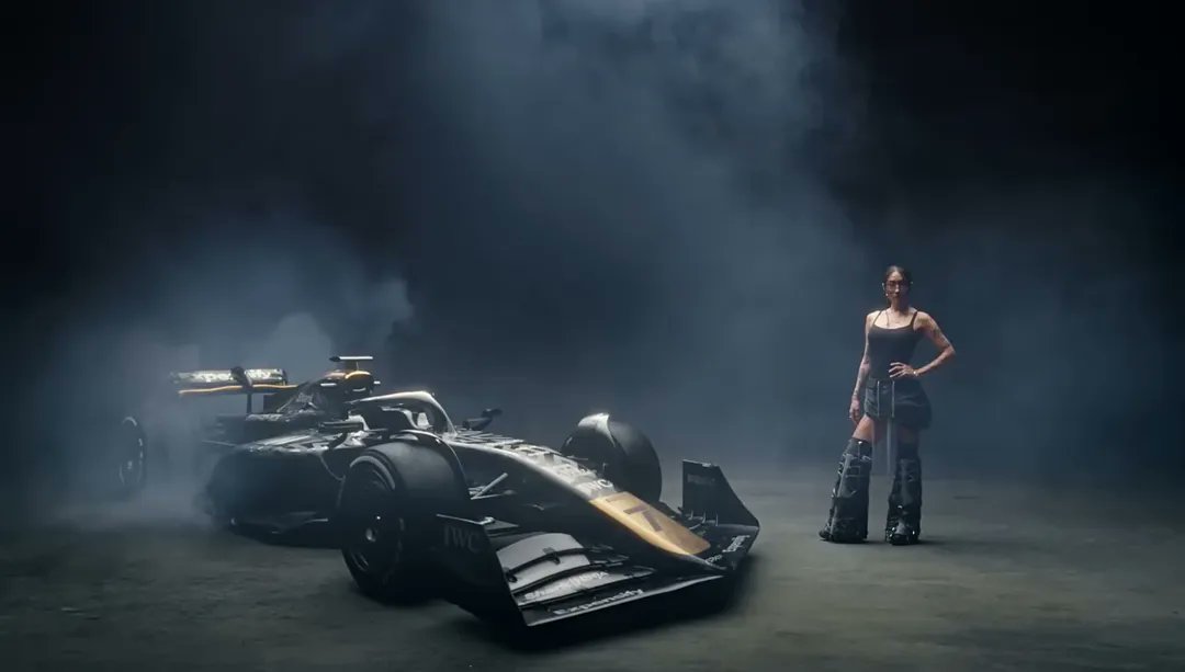 When Peggy Gou goes full throttle. 🎶
Her track D.A.N.C.E. is about to light up F1: The Album, and this shot says it all.

#F1 #F1TheAlbum #Formula1 #APXgp #F1Movie #F1TheMovie