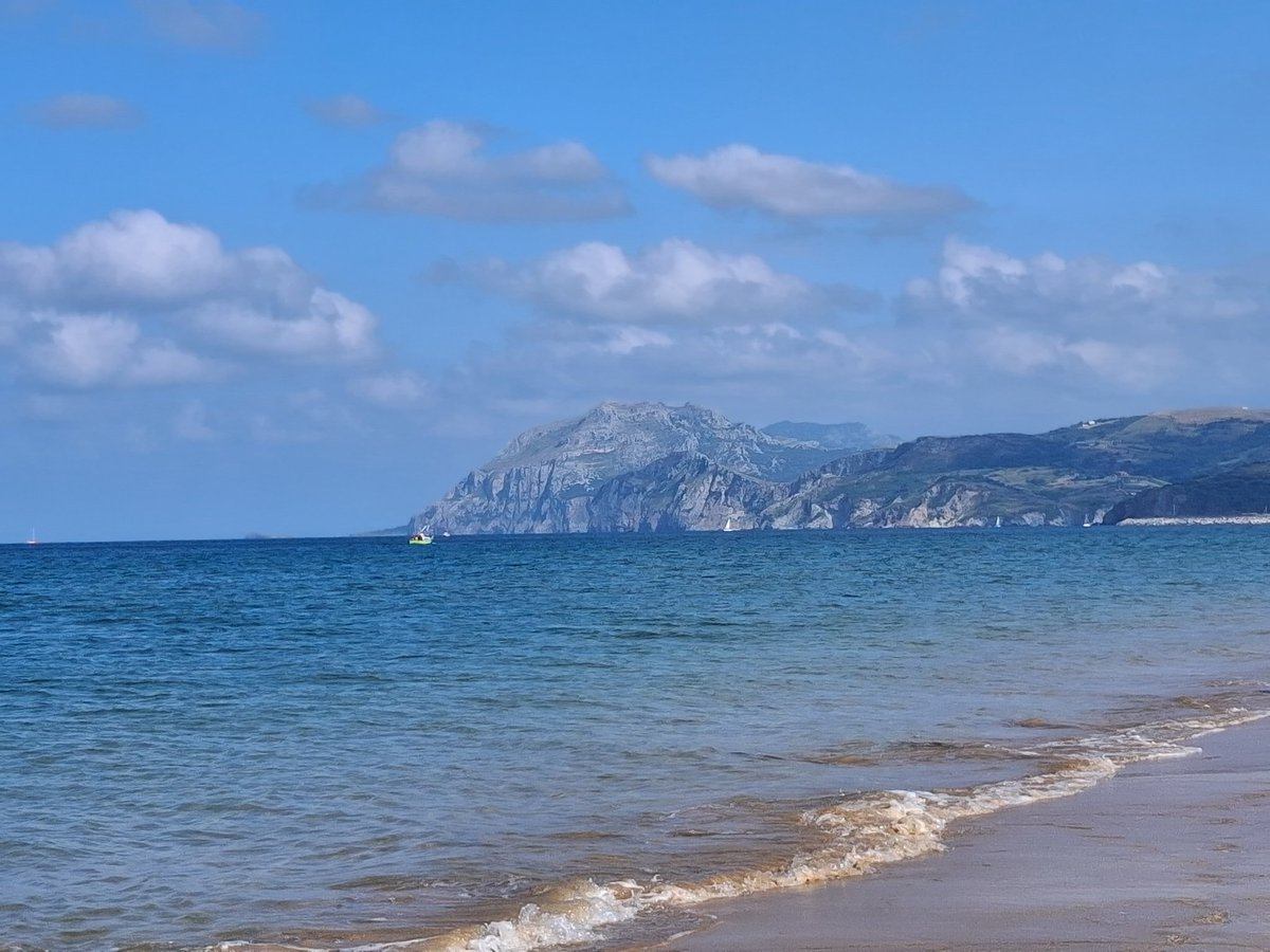 Alamares_largos's tweet image. A Cantabria le pasa como a Sevilla, no necesita explicación.