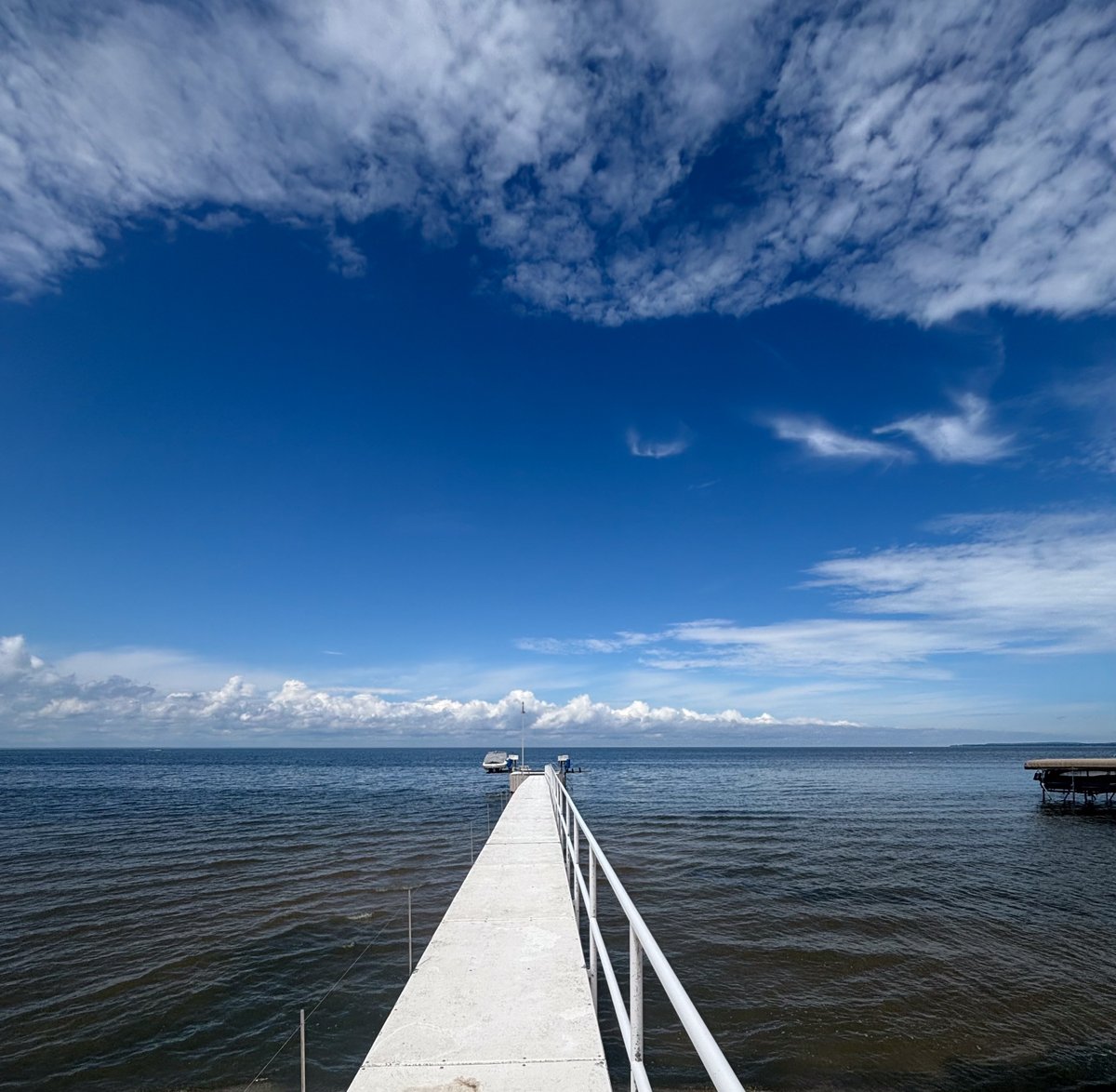 Hard to beat a day on the water! 🌞🌊

Thank you to the Bob &amp; Carol Bush families for hosting us at their beautiful cottage!

#RiseWithUs