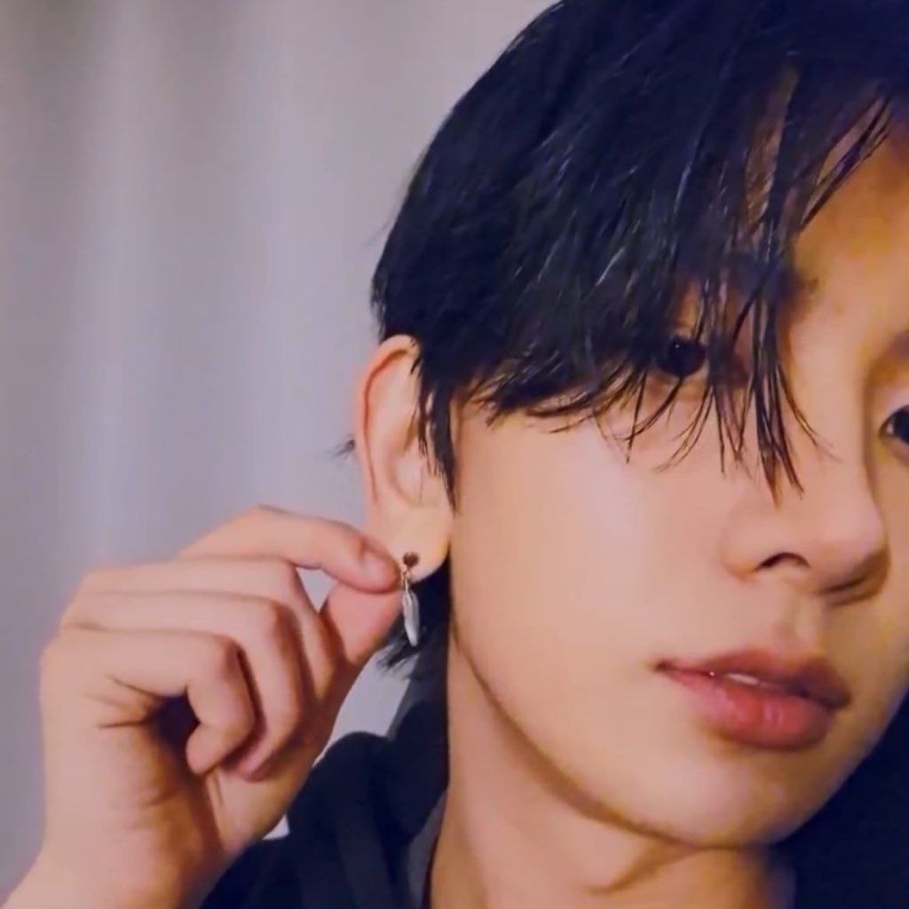 shathi 🪽 tweet media