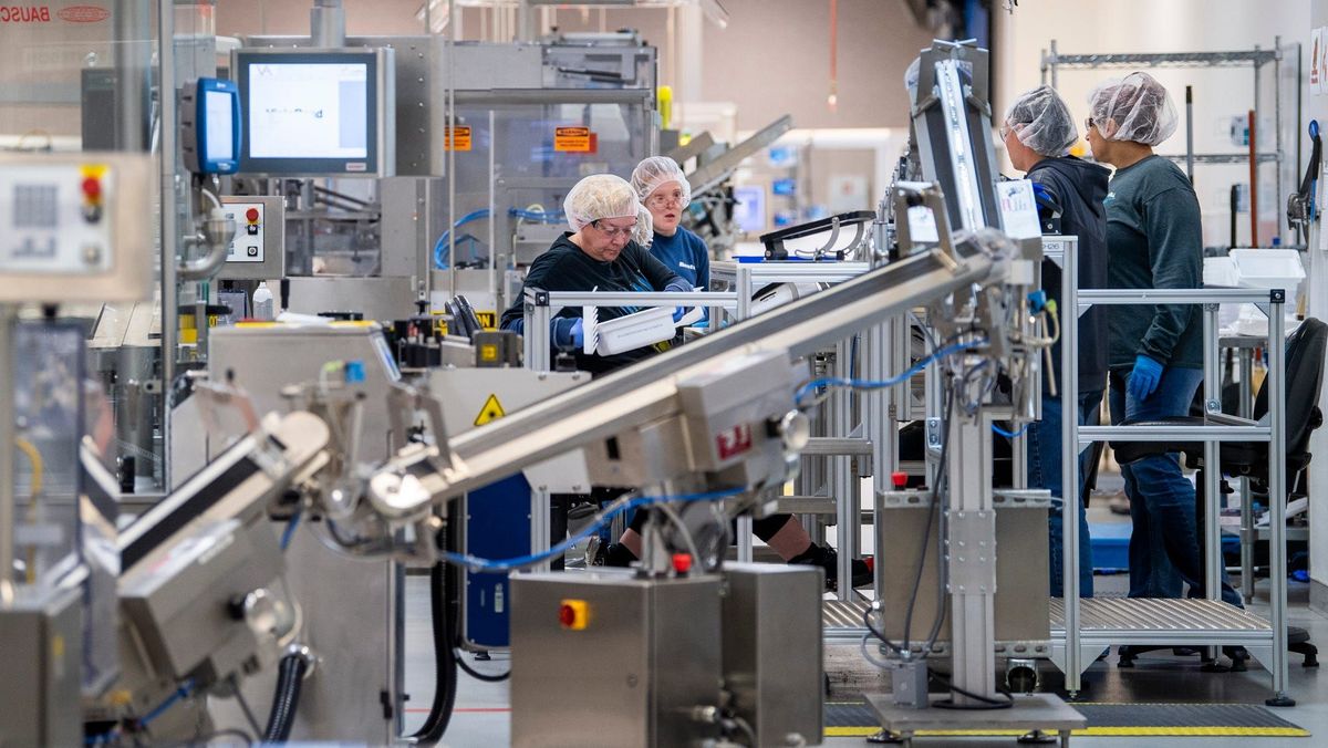 Pharma firm buys 65-acre Bloomington property from Cook Group heraldtimesonline.com/story/news/202…