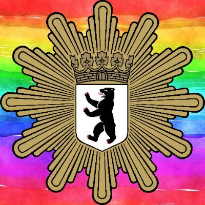 SPutinism's tweet image. Mehr Sichtbarkeit? Wieviel denn noch? Wäre nicht eine sichtbarere Sicherheitspolitik wichtiger, als die Stadt in Regenbogenfarben anzumalen. Selbst die Berliner Polizei beschäftigt sich schon mehr mit ihrer queeren Belegschaft als mit der Berliner Hamas, dem IS und den Taliban.
