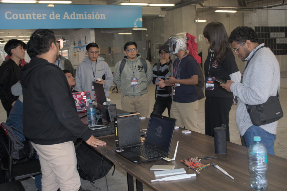 Conocí a <a href="/CyberSenGroup/">CyberSen</a> en la Unknown SC 🇵🇪 gracias a Paola Gerig. Con pocos recursos están creando una comunidad potente de ciberseguridad y hardware hacking. Sus proyectos como Keros, PicoDucky o jammers DIY son brutales. ¡Mucho potencial, impacto real! 💻🔧📡