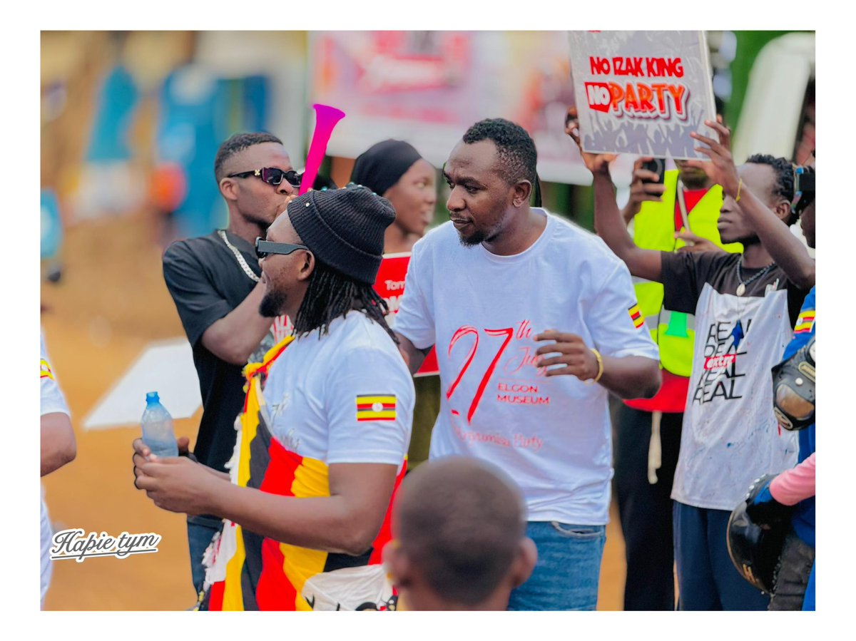 MR_IZAKKING's tweet image. The lord was good to us today, we went safely and came back safely🫶🏼 Big thanks to whoever spared this precious time to come support the #IzakkingExperience Drive #MbaleCreatives #Tvn #Friends 🫶🏼 📸@hapietym67