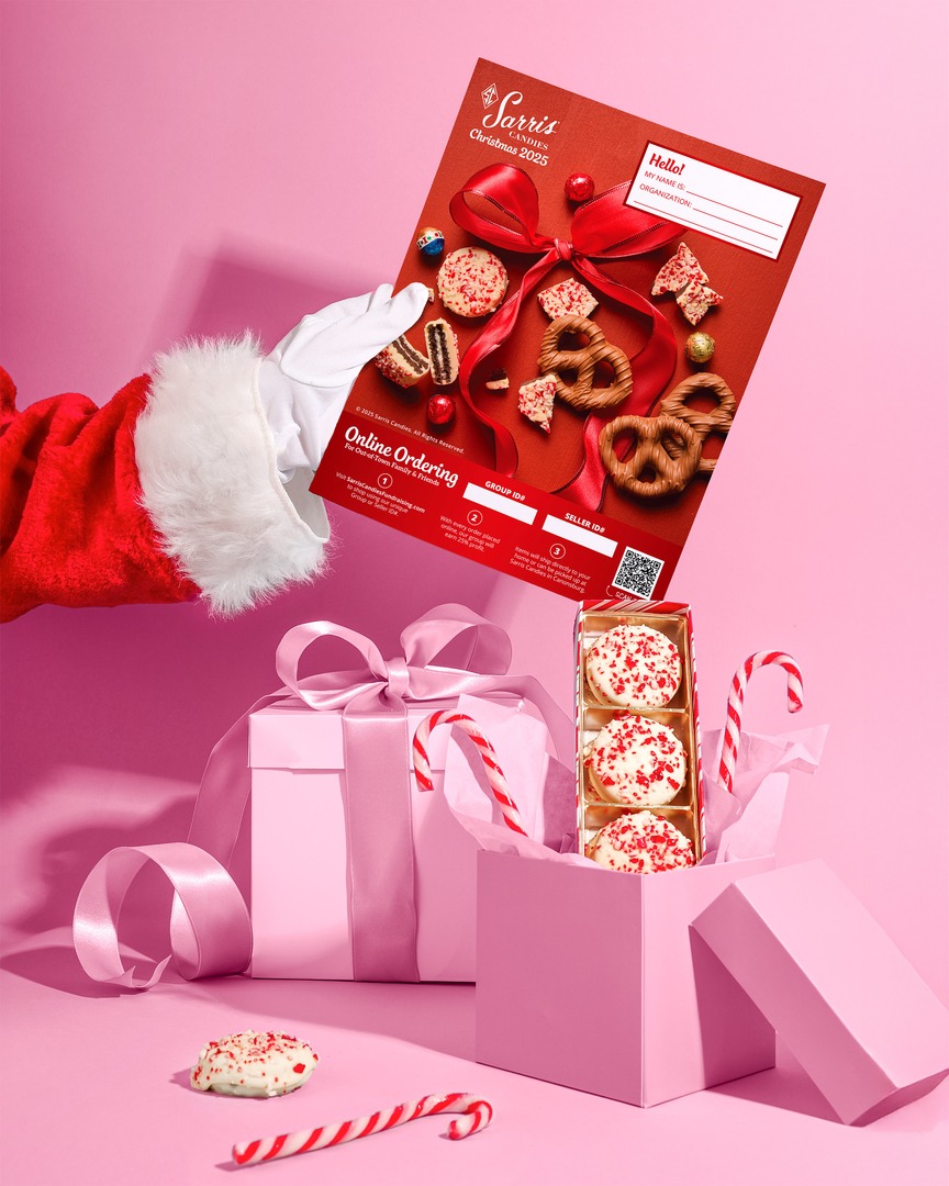 Merry Christmas in July! Santa will be here in just five months, which means it's time to start unwrapping plans for your next fundraiser!  🎅🏻🍫

Sign up for your sale today and sleigh your goals this holiday season. 

🎄🔗 sarriscandies.co/FRSignUp