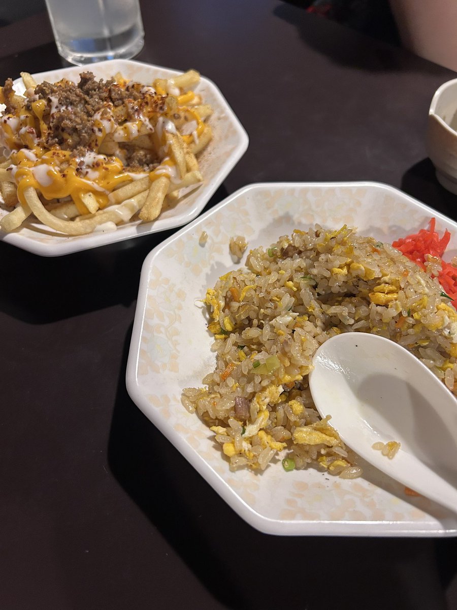 met4lmoamo4's tweet image. なんなのこれは