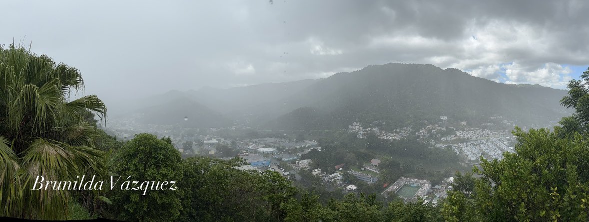 VazquezBrunilda's tweet image. !!Sendo aguacero desde mi balcón Comerío!! @DeborahTiempo @SLopezTiempo @skytrafficpr @YarimCorreaPR @CycloforumsPR