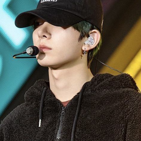 shathi 🪽 tweet media