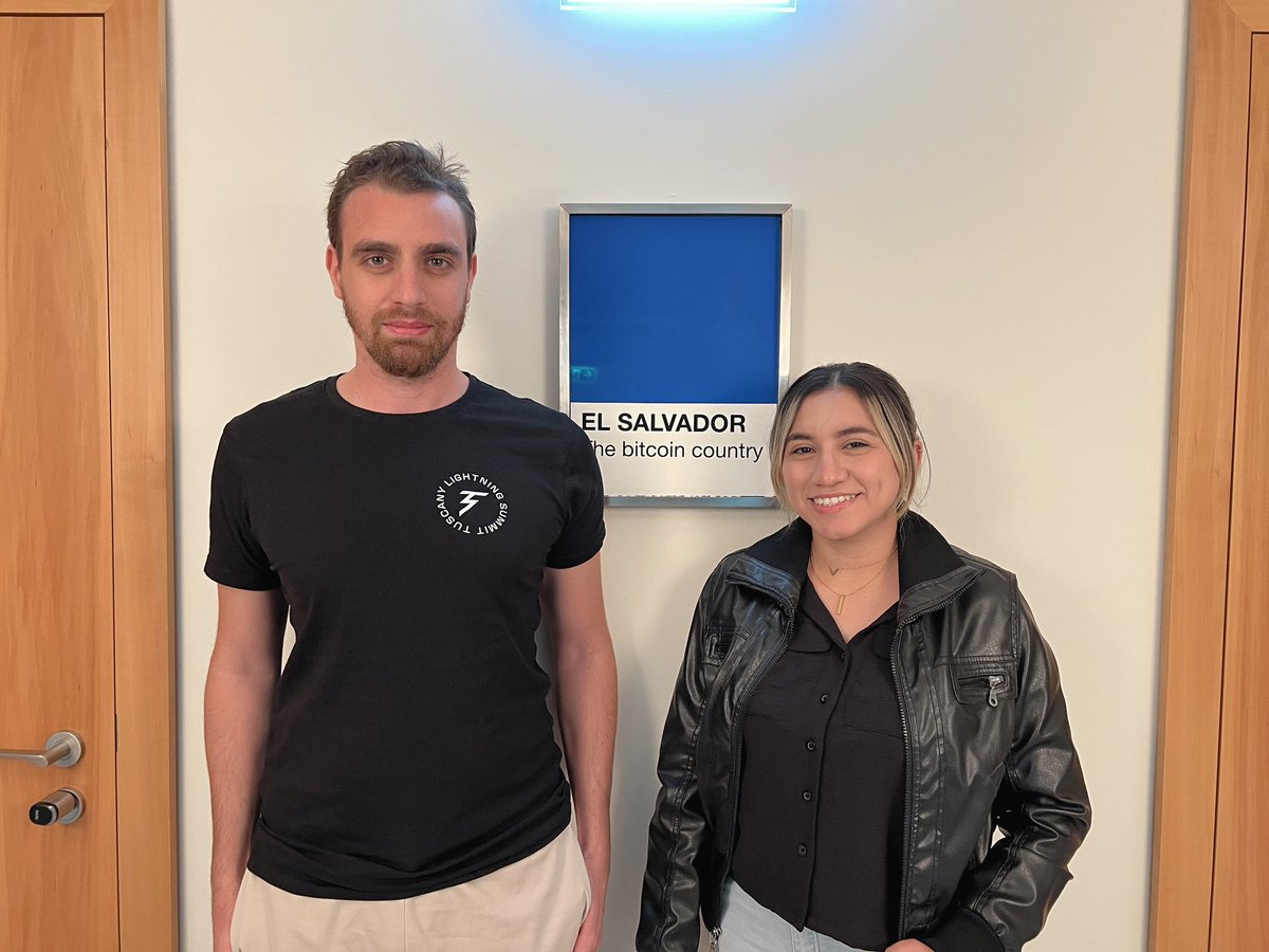 JessicaMZP's tweet image. I’m proud to be the only woman representing El Salvador in @planb_network with @ThalexGlobal and to have received the top grade. Thank you @FedericoTenga for the trust and feedback. Thank you @stacyherbert @bitcoinofficesv @cuboplus #LuganoSummerSchool25