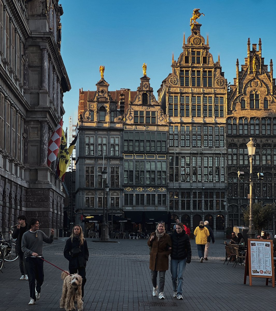 seekingxplorer's tweet image. Postcards from Antwerp