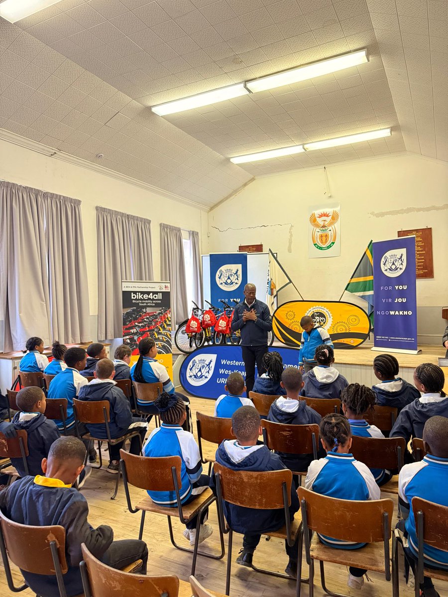 IsaacSileku's tweet image. Bicycles handed over at Merweville Primary & George Fredricks Primary ๐ฒโจ
Itโs not just about getting from point A to B, itโs about restoring dignity, improving access to education & easing the daily journey to school. ๐๐ฝ๐
#MobilityForEducation #BicycleHandOver #MobilityForAll