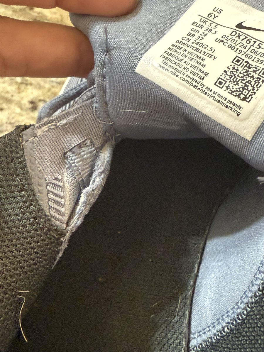 StephanieBurds's tweet photo. Come on @Nike 
You need to do better. Less than one month old and falling apart. These are not even worn everyday. #HonestReview #PoorQuality https://t.co/f7xGG4m7Mr