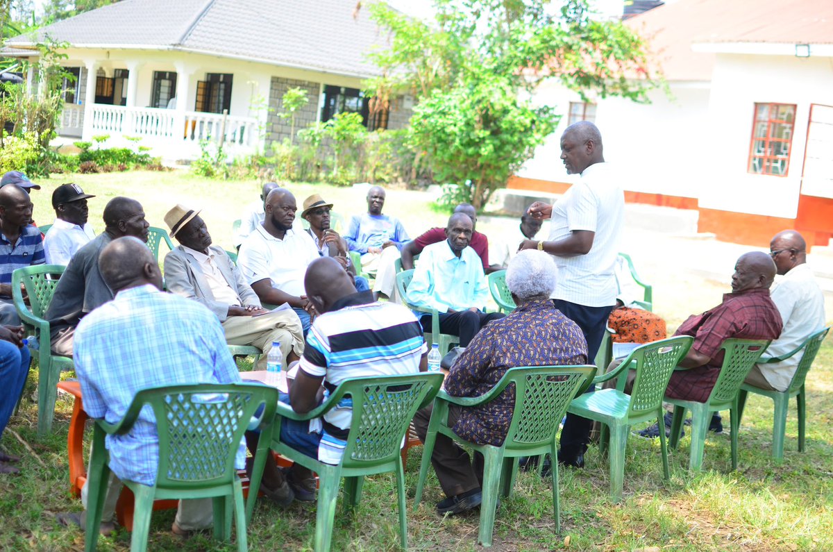 OAmollo's tweet image. Went To Condole With The Family Of The First MP Rarieda, Hon Amb Bob Jalang’o Nyanduga In Obaga Village. Burial Planned For 9th August.