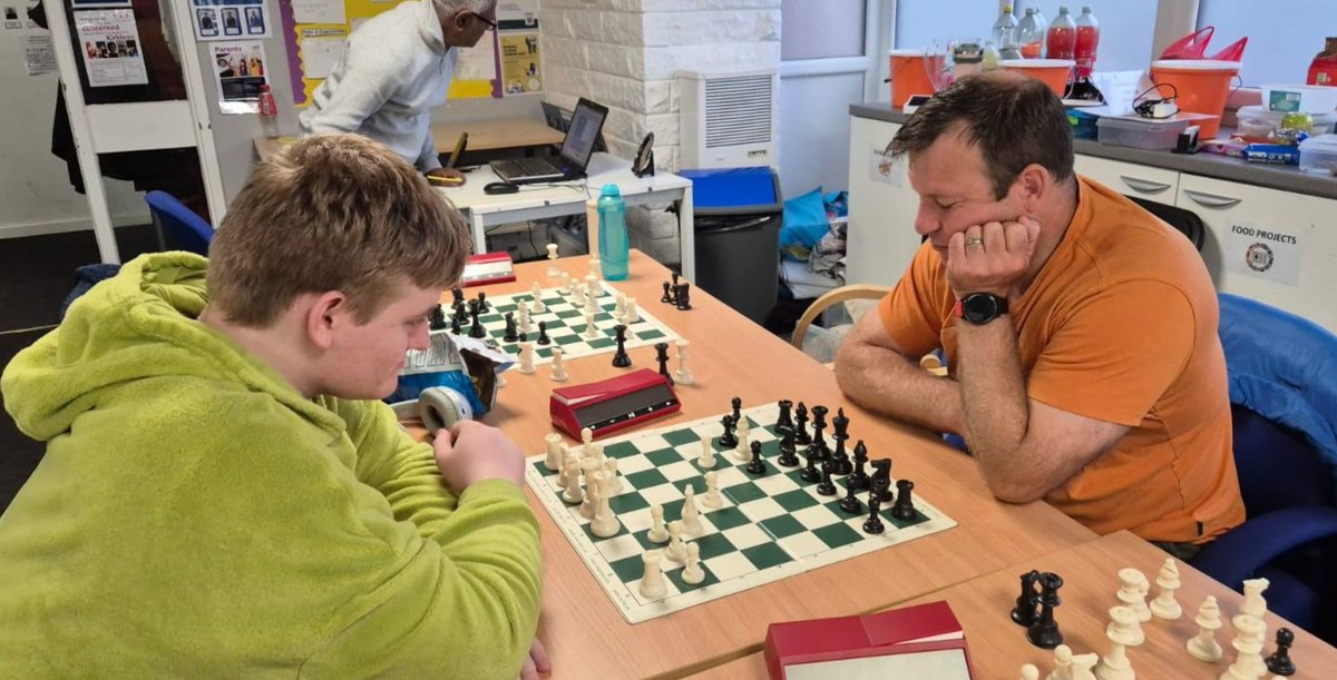 MaDDChess's tweet image. We had over 100 people attend our 24 hr marathon last weekend! #chess