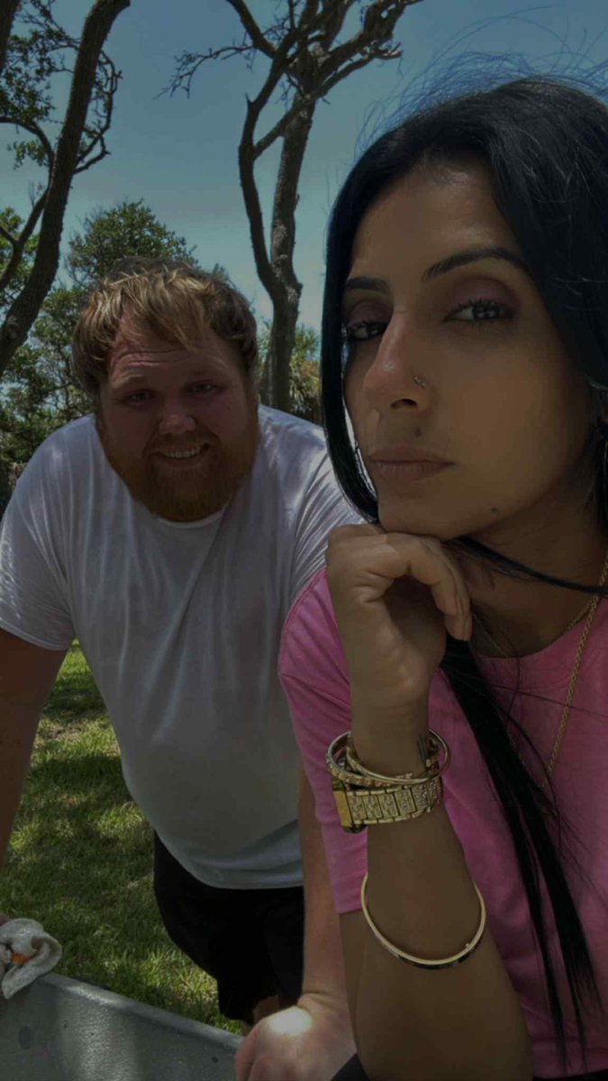 Ghost24966's tweet image. Beautiful 6 mile walk with my bestie @CristinaBets She keeps me going towards my goal!! No hot weather is gonna stop us!!