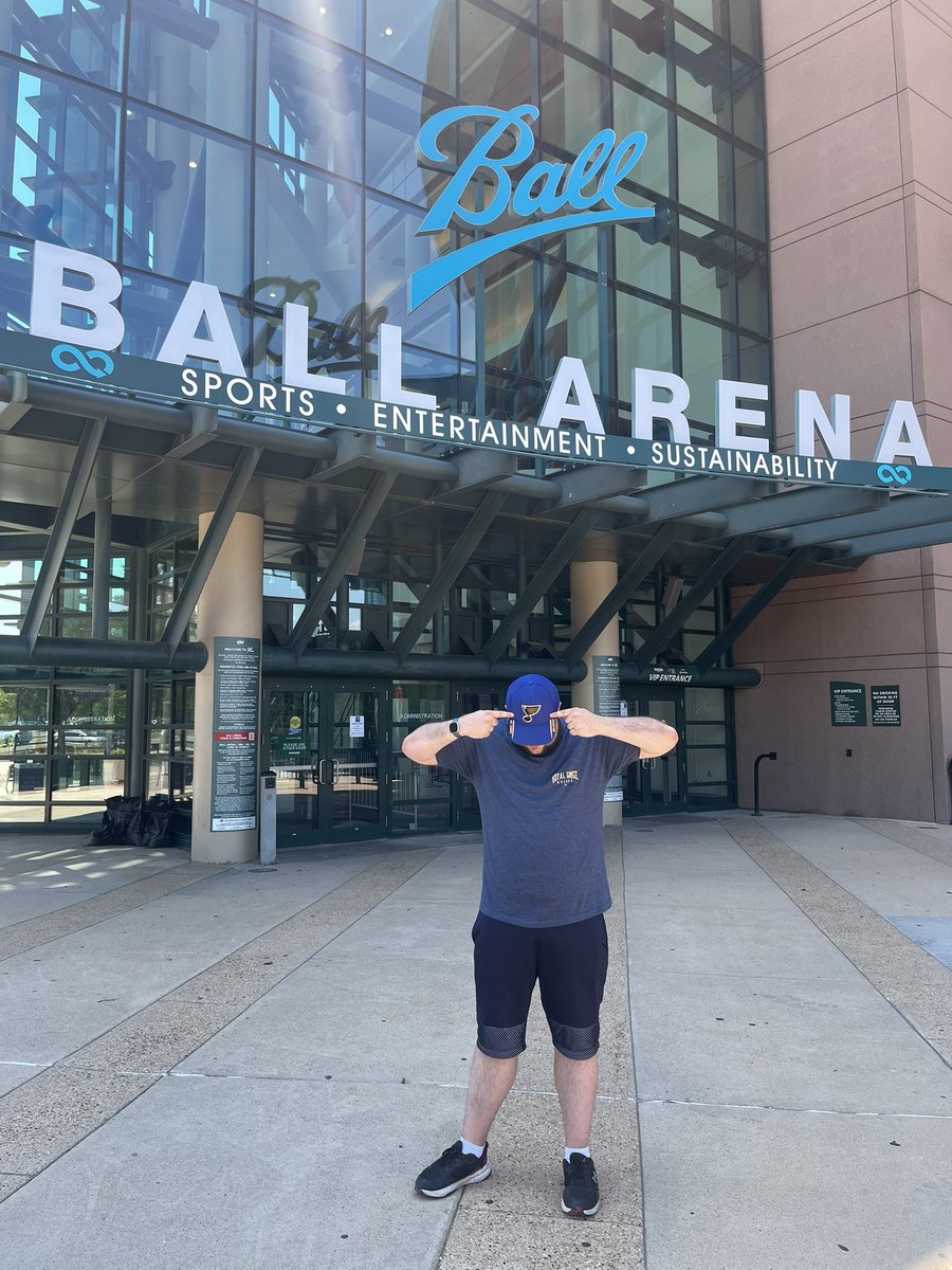 AustinH2714's tweet image. when in Denver…

LETS
GO 
BLUES