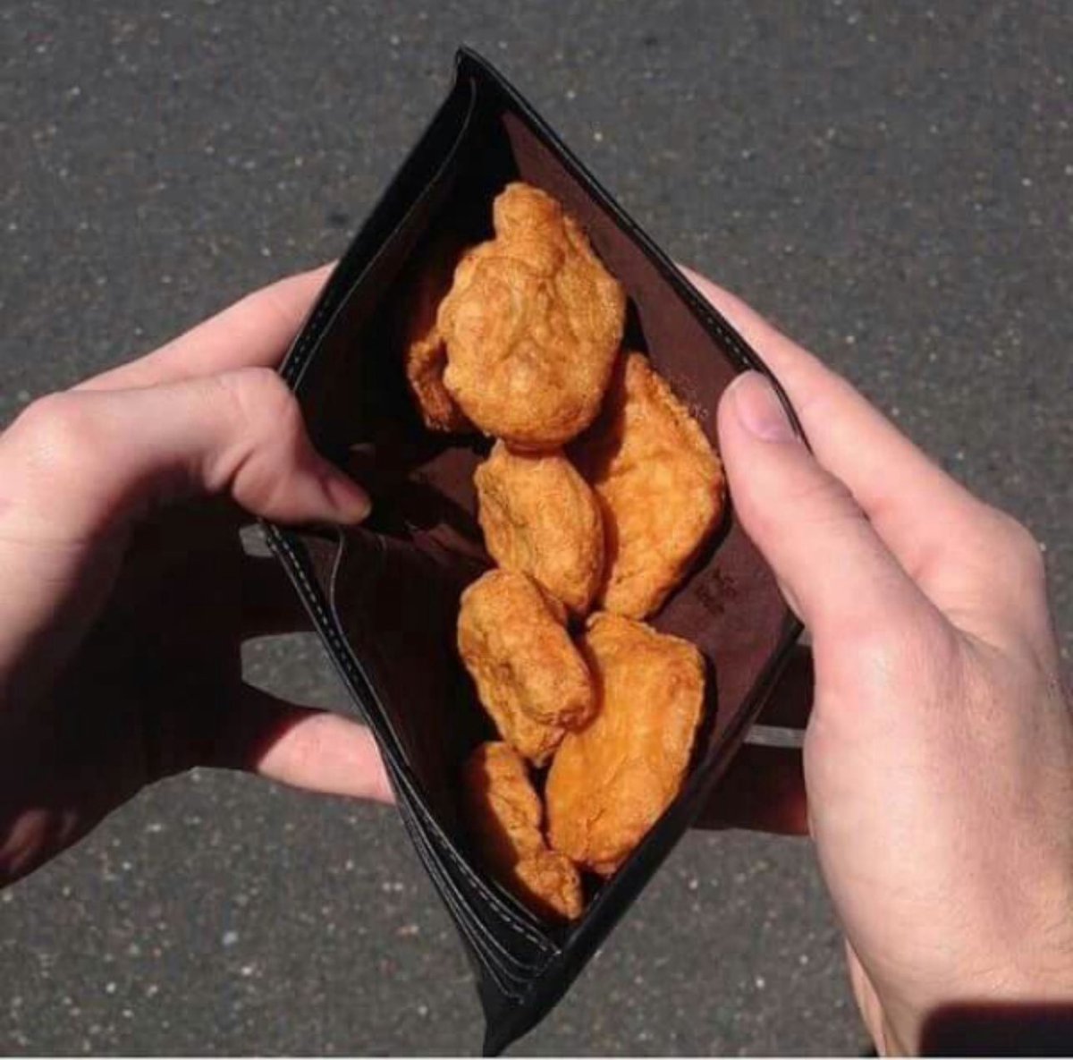 HumanzeesUncle's tweet image. Forget crypto or precious metals. I’ve got the next investment of the future. Get in on the ground floor.