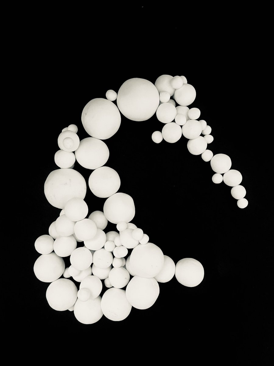 LodestoneBlocks's tweet photo. Made some magnetic clay balls. Pretty fun to play with and very tactile. https://t.co/YzHw6N5Xum