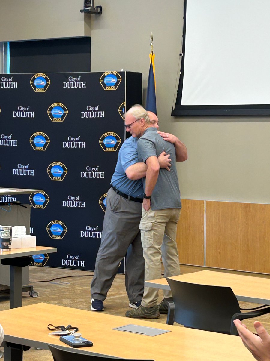 DuluthMNPolice's tweet image. Congrats to Sgtt Tom Stolee on your well-deserved retirement! Sgt Stolee started at DPD 25 years ago and had a full career. He was a patrol officer, a traffic investigator, promoted to Sergeant in 2012 and was assigned to the Property Crimes Unit then to Patrol Group C in 2017.
