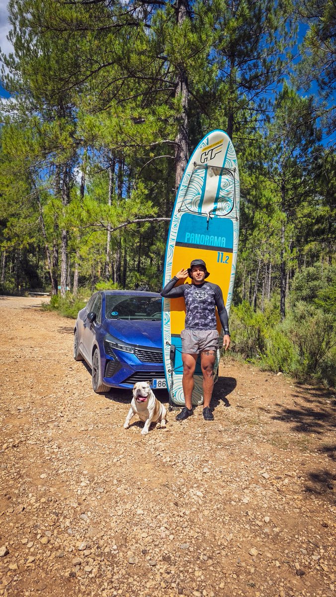 FrancisPime's tweet image. Somos mucho ambiente para este verano... 🐶🦈
#travelphotography #tyron #onepictureaday