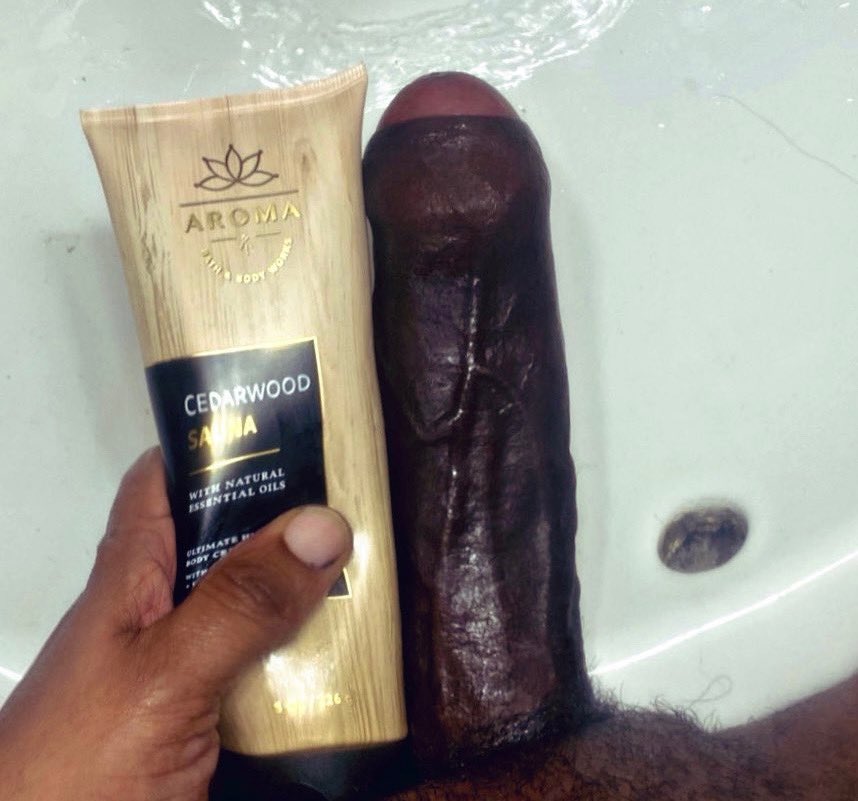 DARKBLACKR0SEEE's tweet image. COME OVER AND SWALLOW MY THICK FUCKING COCK