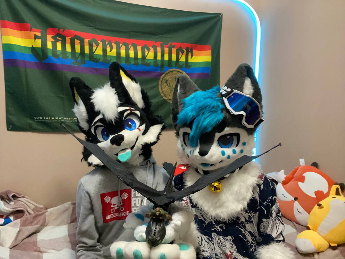 WhitePanther (@whitepanth3r99) on Twitter photo Its a bird! Its a plane! No. Its a Night fury! ๐๐๐๐
๐ถ: <a href="/Electr0_m0nster/">Electro_monster</a>
#FursuitFriday Its a bird! Its a plane! No. Its a Night fury! ๐๐๐๐
๐ถ: <a href="/Electr0_m0nster/">Electro_monster</a>
#FursuitFriday