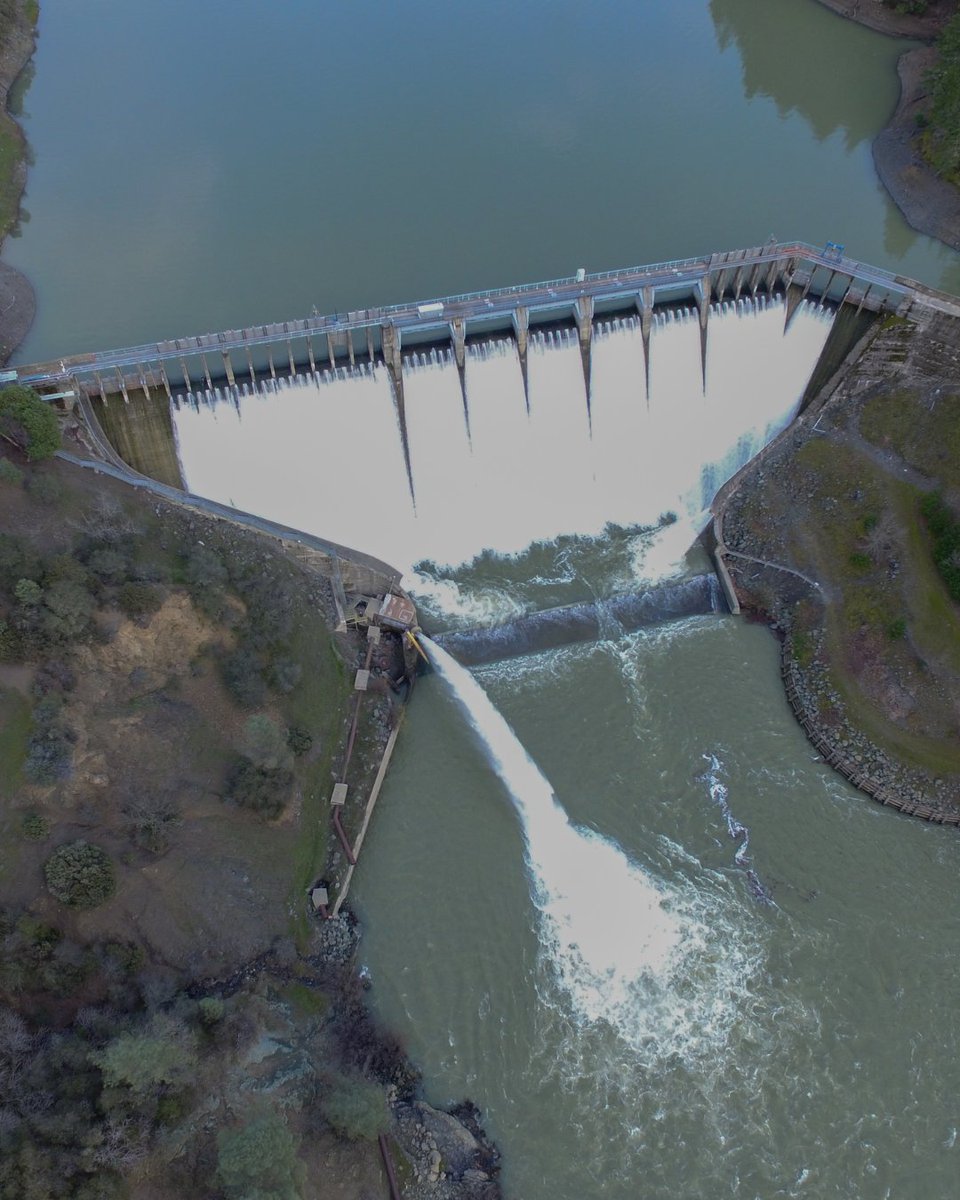 CalTrout's tweet image. 🚨 Today @PGE4Me submitted its License Surrender Application & Decommissioning Plan for the Potter Valley Project, formally launching the process to remove Scott & Cape Horn dams on the Eel River. Join PG&E's virtual town hall Aug 11, 3-5pm & learn more! caltrout.org/news/pge-makes…