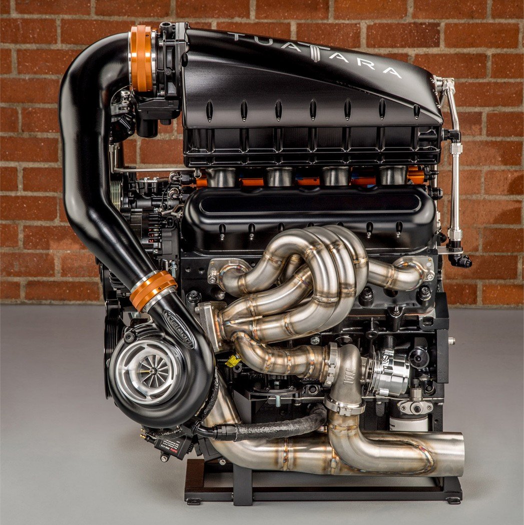 __el__toro__'s tweet image. As much as I love incredibly detailed &amp;amp; lovingly crafted interiors, I love incredibly detailed &amp;amp; monstrously powerful engines even more.

This SSC Tuatara twin-turbo, LS-based, flat-plane, 1,750hp V8 (built by Nelson Racing Engines) is a perfect example of craftsmanship,…