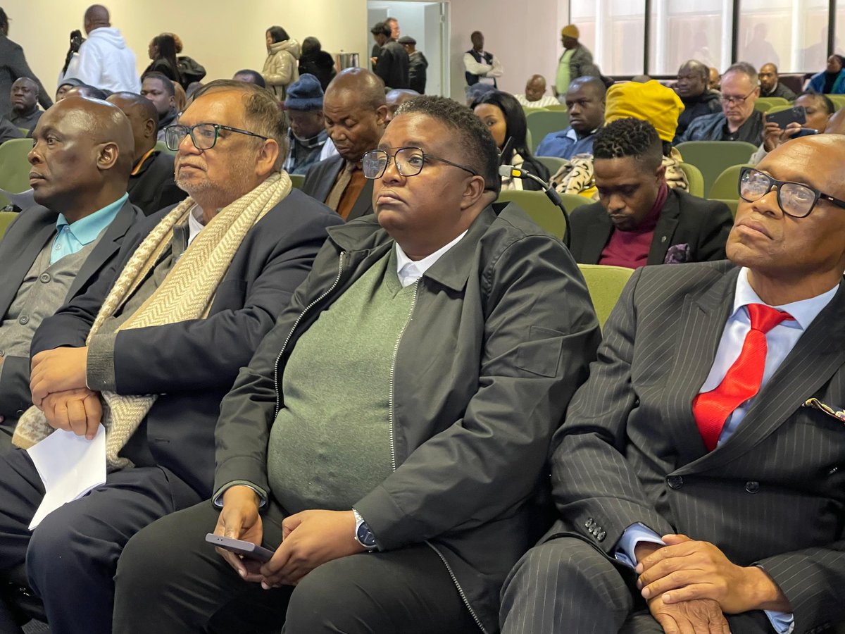 DWYPD_ZA's tweet image. 🌟 Honouring Leadership 🌟
Deputy Minister @msletsike received the Peace and Humanitarian Award today during the launch of Dignity in the Darkness by Professor Mbulelo Dyasi and Divine Restoration by Pastor Enoch Phiri.