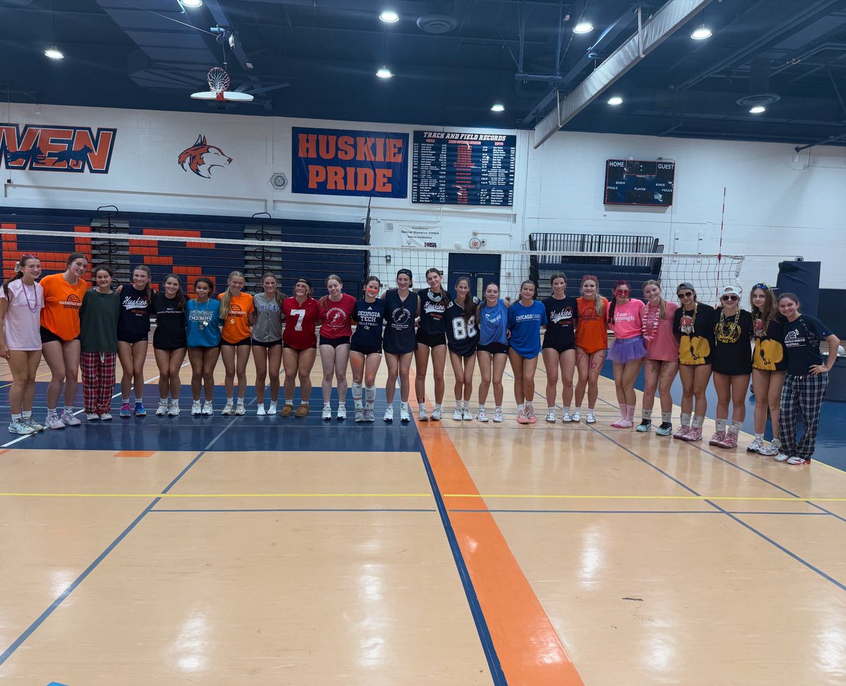 So many amazing humans giving back to their program the last two weeks! Our “littles” were so lucky to work with you all! Thanks for all you do! #DriventoCompete <a href="/NNHS_Athletics_/">Naperville North Athletics</a>