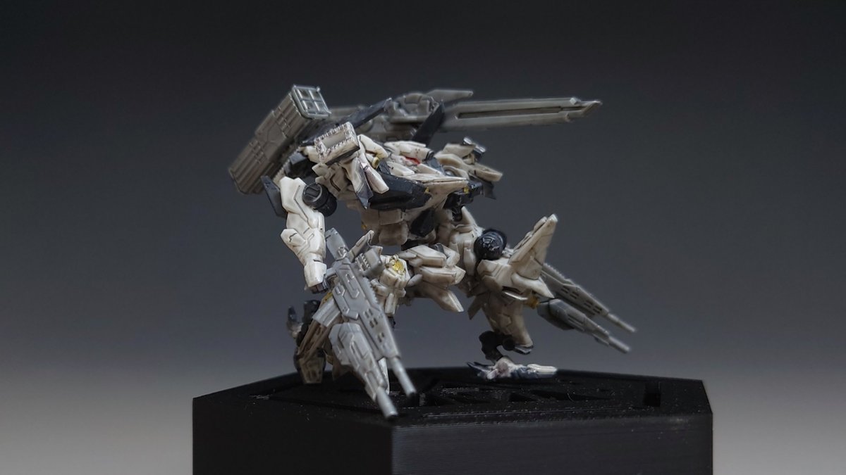PingDelta_TTL's tweet image. #カプセルマシナリー
スレープニールさん組んで塗って汚しました
かっけぇ……