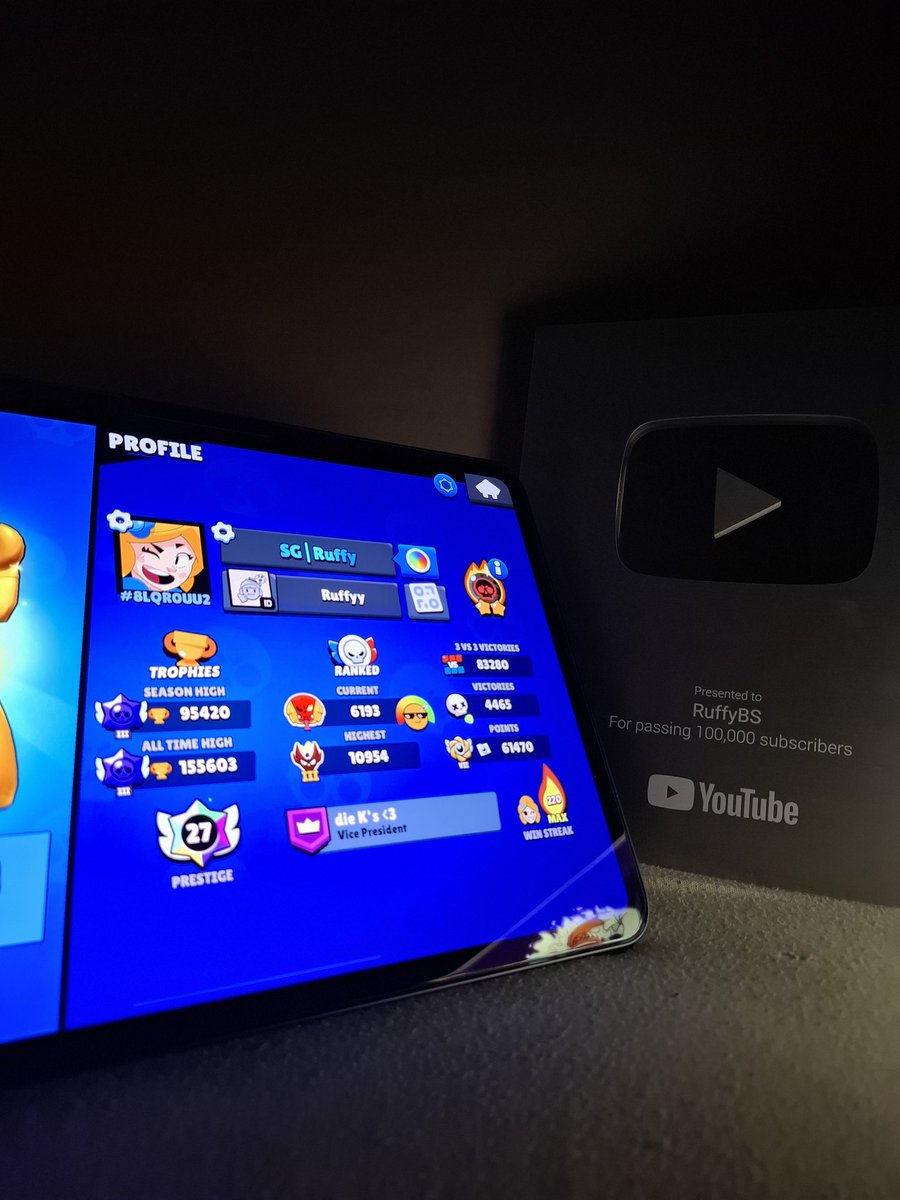 Reached 100.000 Subscribers and Get Finally The PlayButton

Thanks GOD for EVERYTHING🤲🏼❤️
#BrawlStars #playbutton