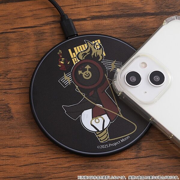 AitaiKuji's tweet image. ⏰ If you’re braving The City’s Backstreets, you'll want to be ready for #LimbusCompany’s latest merch by Movic! Prepare yourself with the MA-1 jacket, wireless charger, and keep cute NuiPal plushes near you!
⬇️ Pre-order today!
🛒 buff.ly/1G4ySi1
📆 Release Date:…